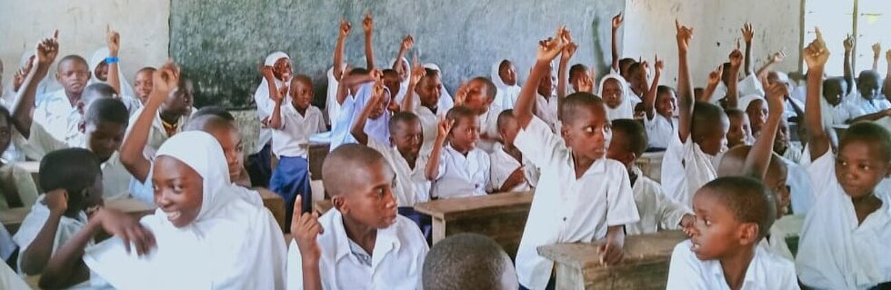 Dugong_school_educ__2__2_